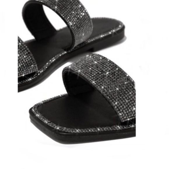!! NEW !! Embellished Double Strap Square Toe Sandals in Black - Picture 3 of 10